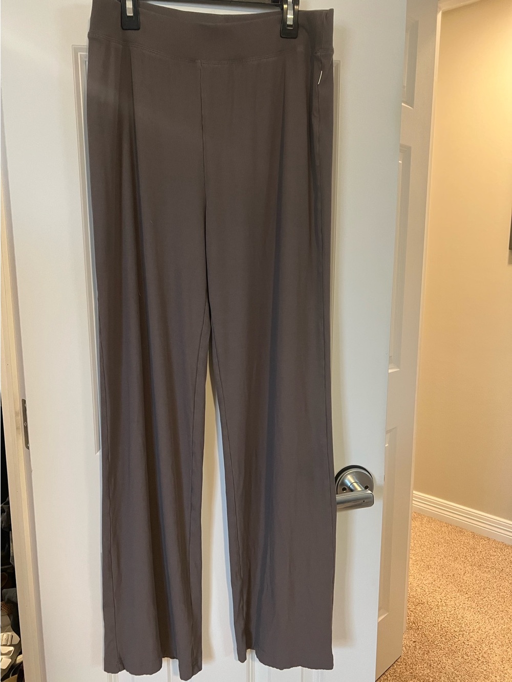 Vuori Wide-Leg Pull-On Pants in Taupe
